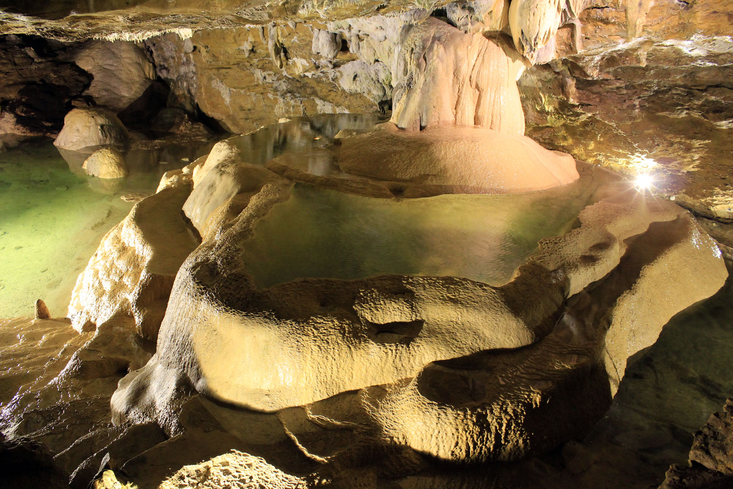 Grottes de la Balme