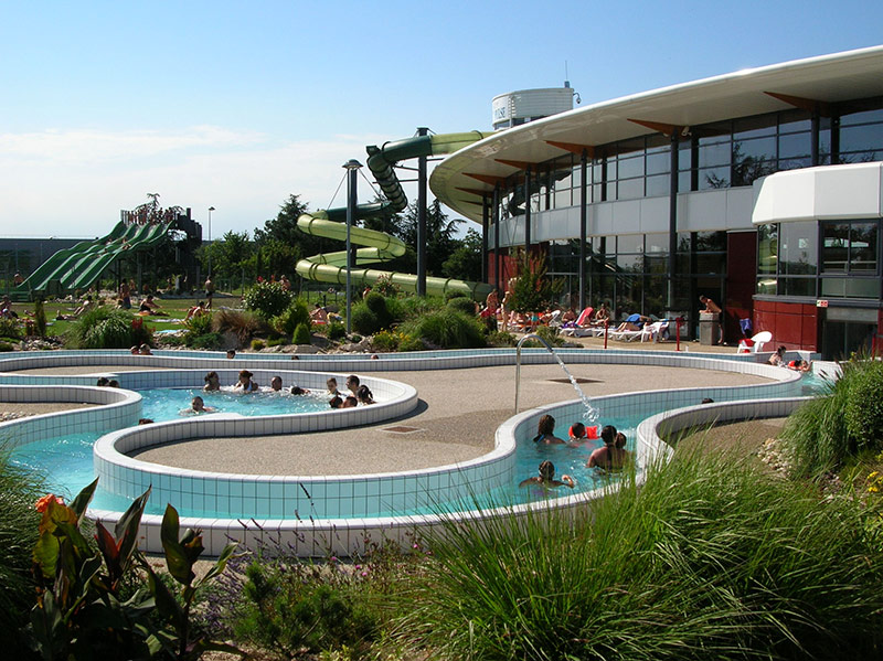 Centre aquatique Ain Pulse près du gîte du Mas Dupuis à Sainte Julie - Bugey - Ain